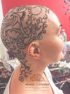 фото временная татуировка на голове